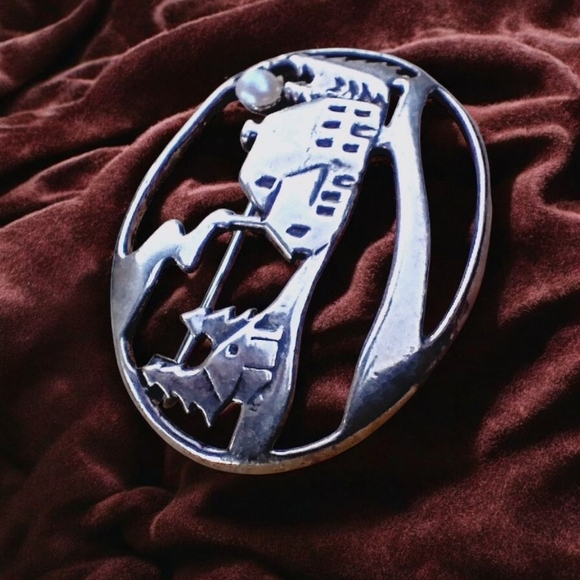 Sterling Silver Town Scene With Pearl Moon Brooch. Apx 2"​ - Picture 5 of 9